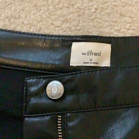 The Melina Pants from Aritzia - Picture 3 of 6